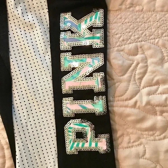 NWT VS PINK Yoga Legging Size Small - Picture 2 of 7